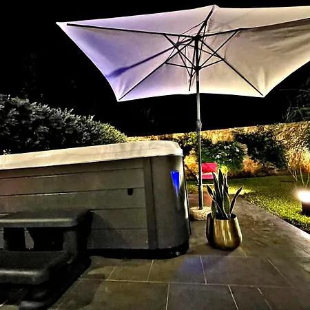 Villa Deluxe Con Idromassaggio