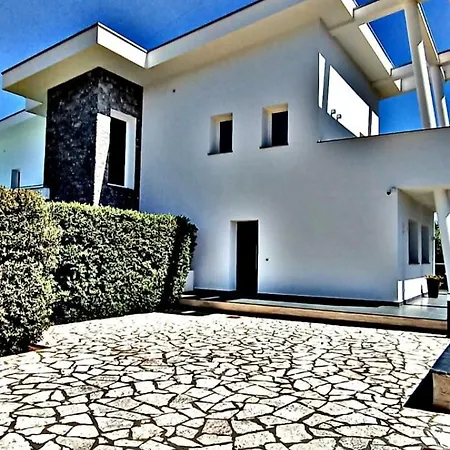 Villa Deluxe Con Idromassaggio